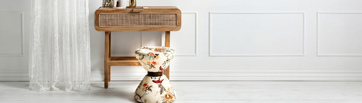 Ottomans & Poufs