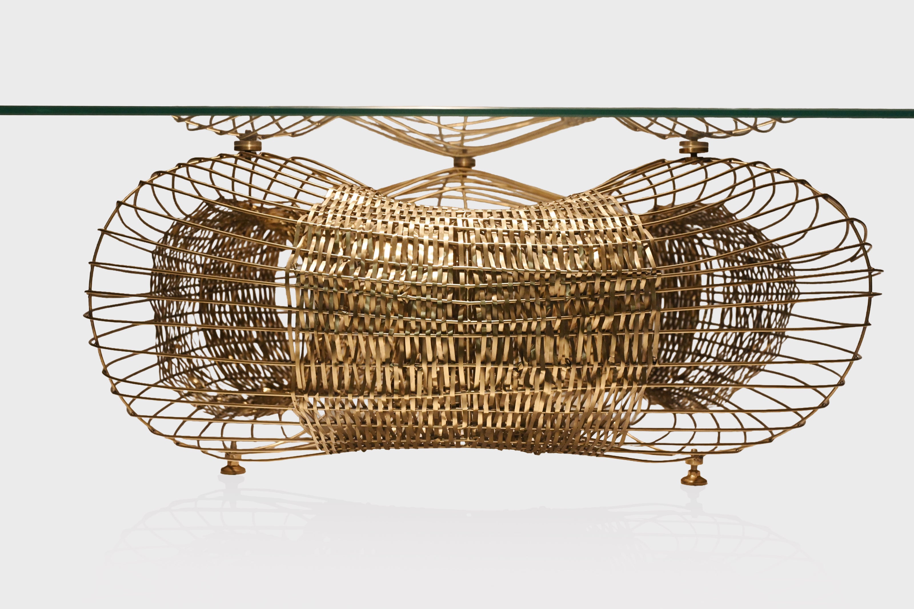 Crisa Table